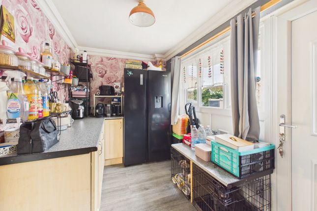 42, Ilthorpe, Kingston Upon Hull photo 3