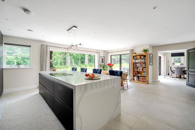 The Spinney,, Heath View, East Horsley photo 4