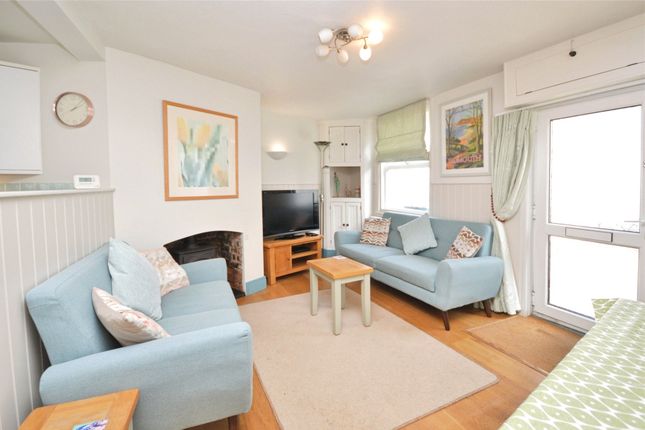Seagull Cottage, 4, Russell Street, Devon photo 2