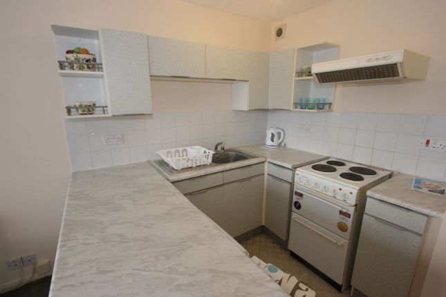 41, Viewfield Close, Harrow photo 3