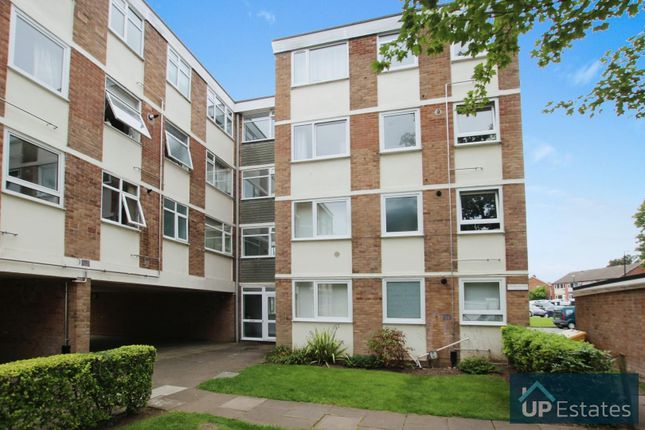 Flat for sale in Forest Court, Unicorn Lane, Mount Nod, Coventry