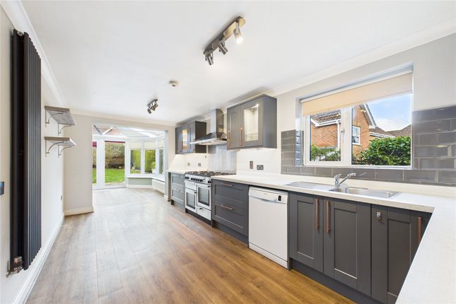 3, Berrycroft, Bracknell photo 4