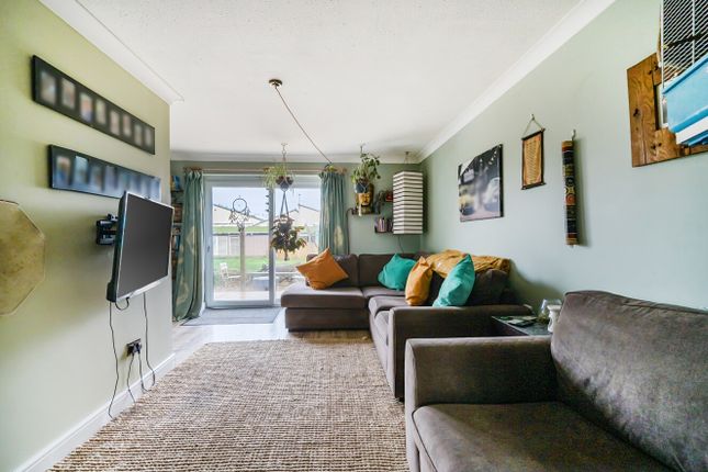 43, Pillar Avenue, Devon photo 4