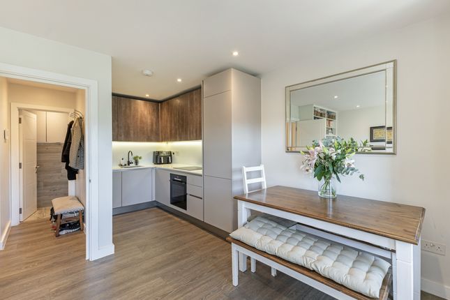 354a Old York Road, London photo 4