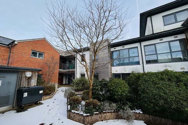 1-bed flat on Flat 2, MELVILLE, NEWBURY, £130,000