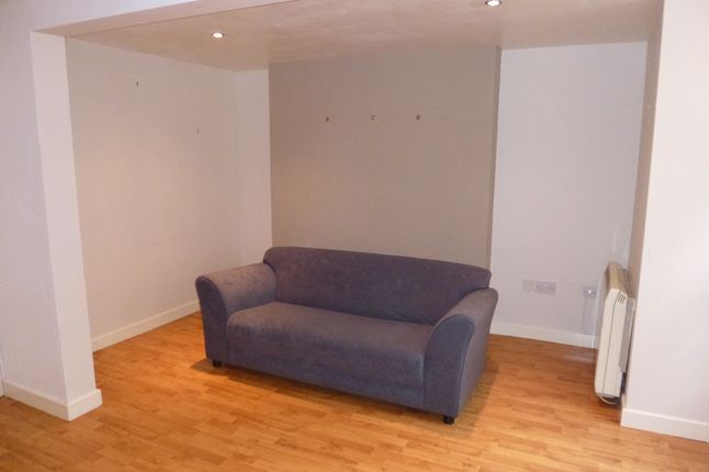 Flat 4 (BF), 2, Windsor Road, Doncaster photo 2