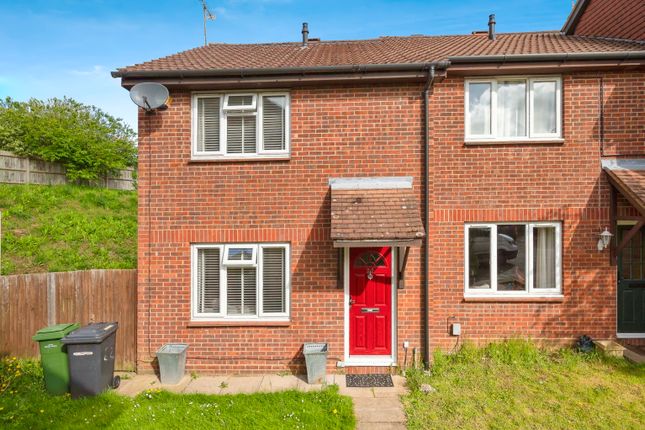 Thumbnail End terrace house for sale in Gilderdale, Luton, Bedfordshire