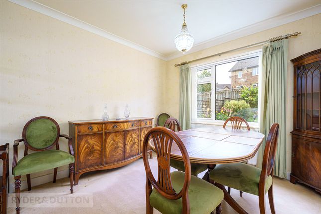 11, Moorcroft Park Drive, Holmfirth photo 4