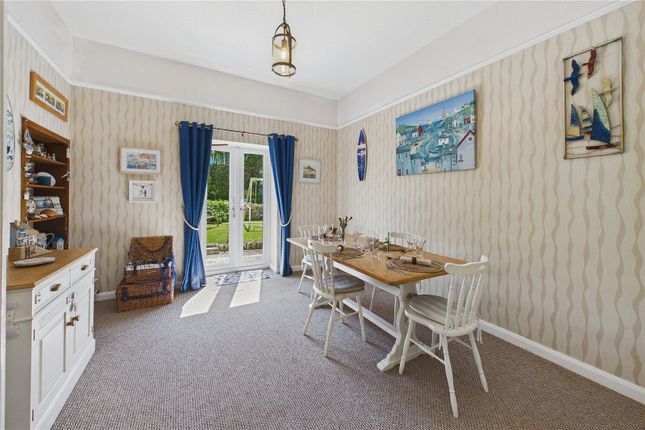 16, Broad Park Avenue, Devon photo 4