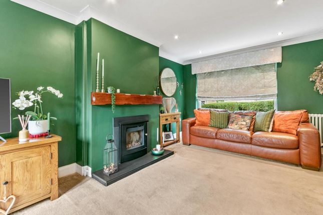 60, Inglestone Avenue, Glasgow photo 3