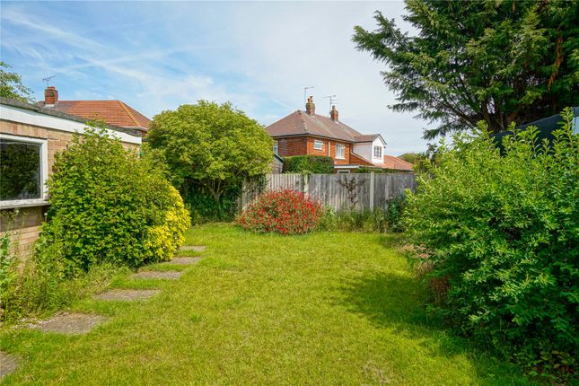 8, Broom Close, Doncaster photo 4