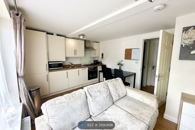 Kitchen/Lounge