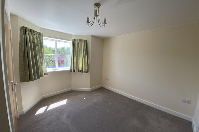 67, Peter Candler Way, Ashford photo 5