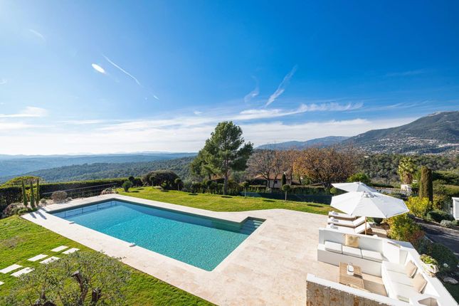 Villa for sale in La Colle-Sur-Loup, Alpes-Maritimes, Provence-Alpes-Côte d Azur, France