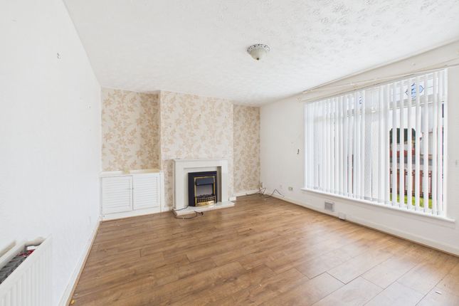 33 Eastwood Drive, Wishaw photo 2