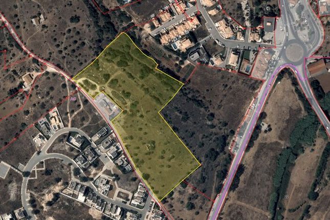 Land for sale in Alcantarilha, Silves, Algarve, Portugal