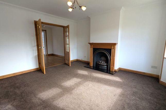 3 Lavington Drive, Gloucester photo 3