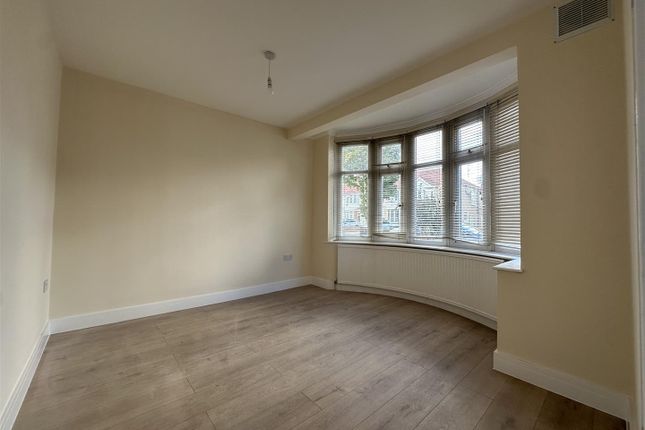 Bourne Avenue, Hayes photo 2