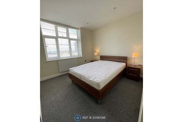 Flat to rent in Mitre House, Brighton