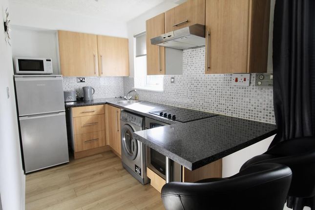 Thumbnail Flat to rent in Lee Crescent North, Ground Floor