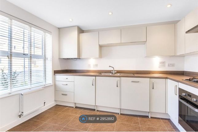 Whitethorn, Shinfield, Reading photo 3