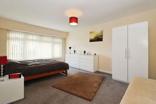 20, St. Annes Drive, BRISTOL photo 3