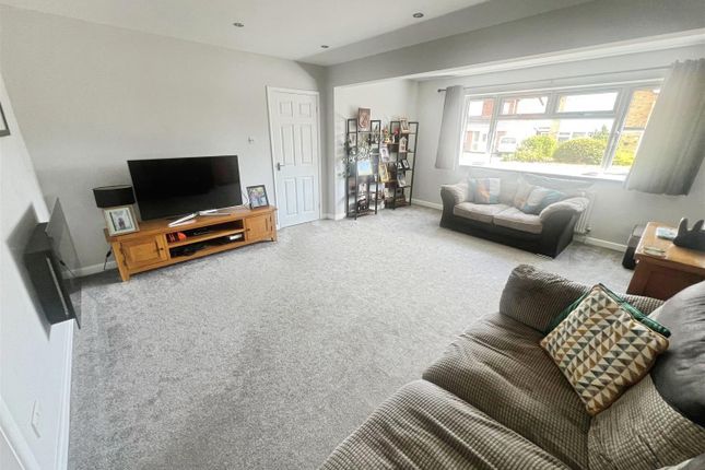30, Westland Road, Lowestoft photo 3