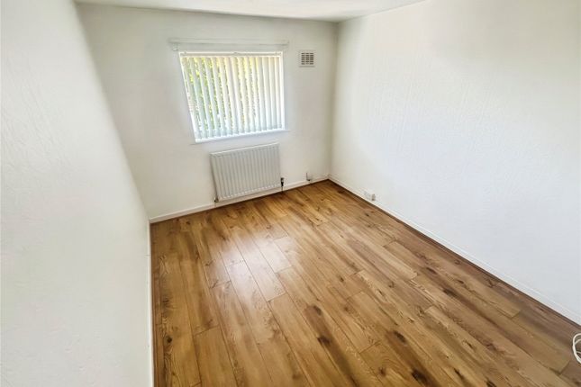 29, Flaunden Close, Coventry photo 5