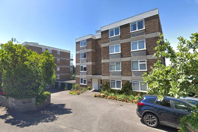 Thumbnail Flat to rent in Canford Cliffs Road, Poole, Dorset