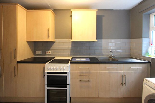 12, Hopeswood, Liss photo 2