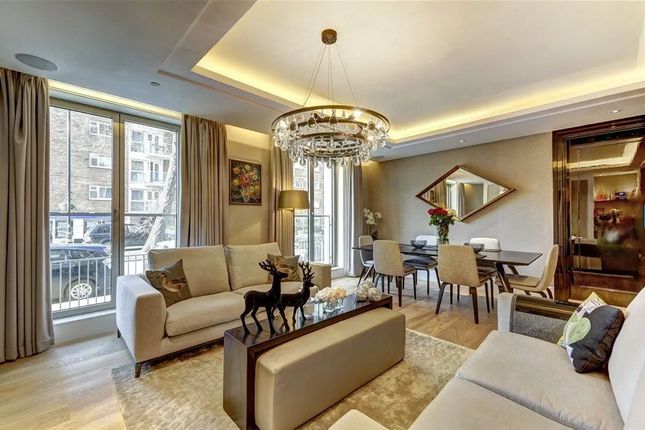 Thumbnail Flat for sale in Ebury Square, Belgravia