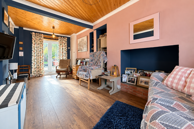 36 Brecon Road, Aberdare photo 3
