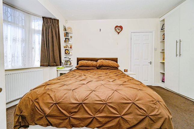 781, St. Albans Road, Watford photo 4