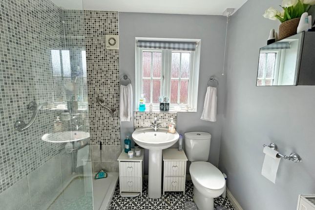 2, Mowbray Close, Skegness photo 4