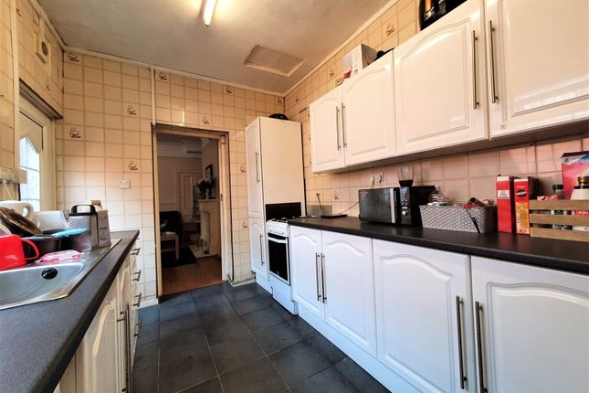 Terraced house to rent in Lynwood Terrace, Newcastle Upon Tyne
