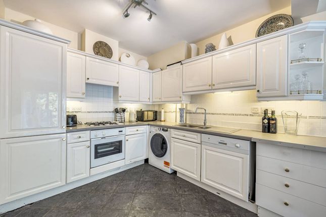 2-bed flat on Priory House, Folgate Street, Spitalfields, £775,000
