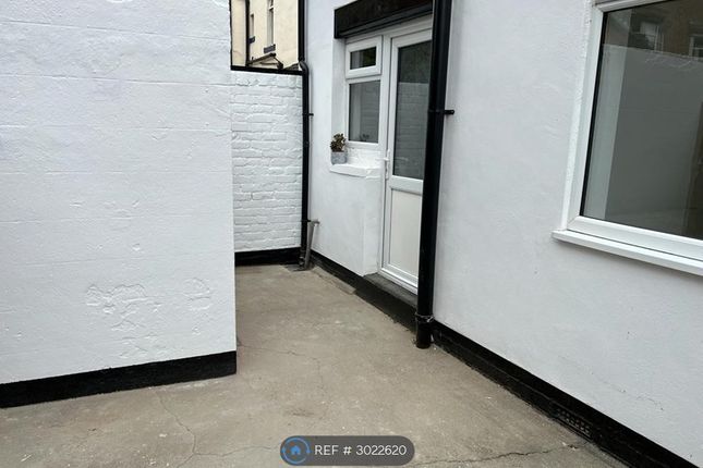 Elliott Street, Redcar photo 5