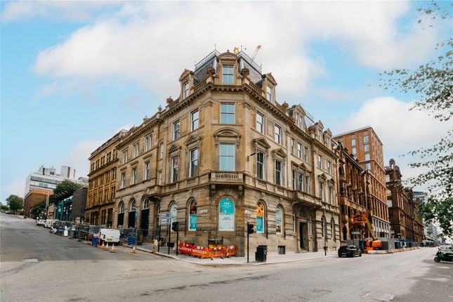 Thumbnail Flat to rent in George Street, Glasgow