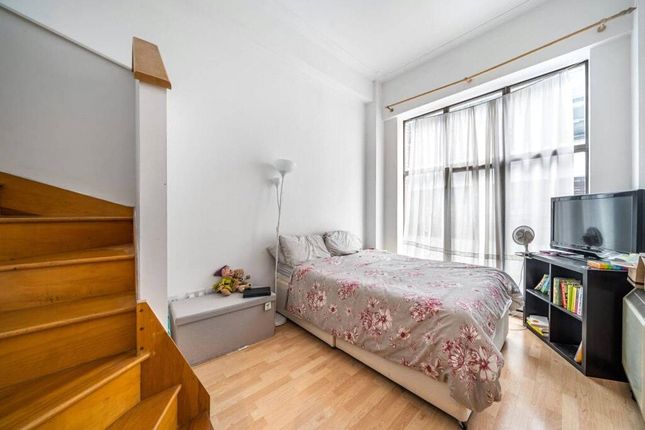 61, Prescot Street, London photo 2