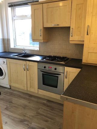 4, Norbury Avenue, Salford photo 2