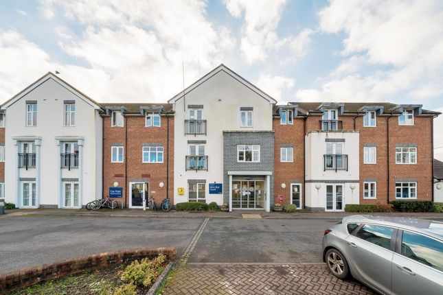 Block of flats for sale in 21 Alice Bye Court, Thatcham