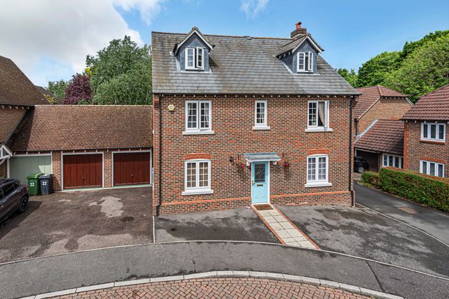 Thumbnail Detached house for sale in Shaw Close, Maidstone