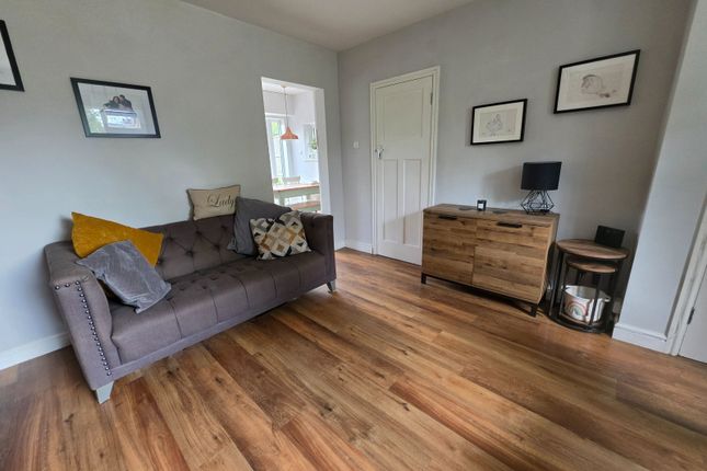 42, Dunsley Road, Stourbridge photo 5