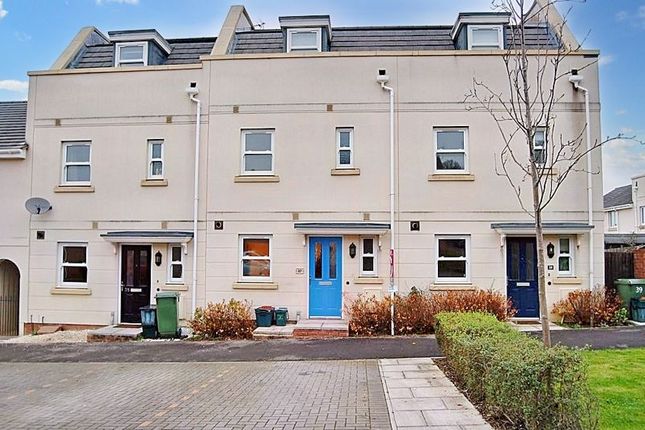 Thumbnail Town house for sale in Clearwell Gardens, Cheltenham