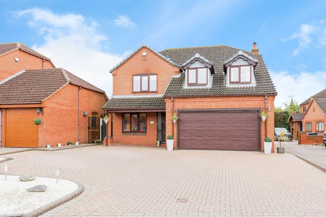 Detached house for sale in Chatsworth, Tamworth