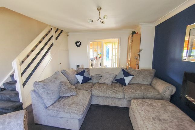 8, Windsor Walk, Ashington photo 3