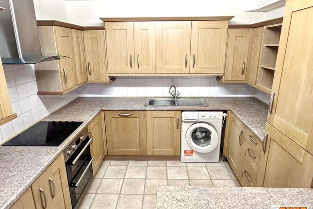 3 Victoria Court, 19 Beach Road, Hayling Island photo 4