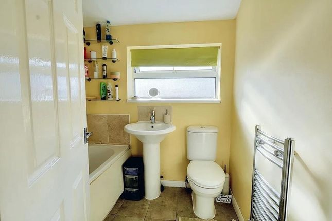 6, Kennedy Drive, Nottingham photo 5