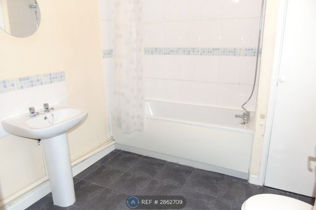 A Barton St, Gloucester photo 2