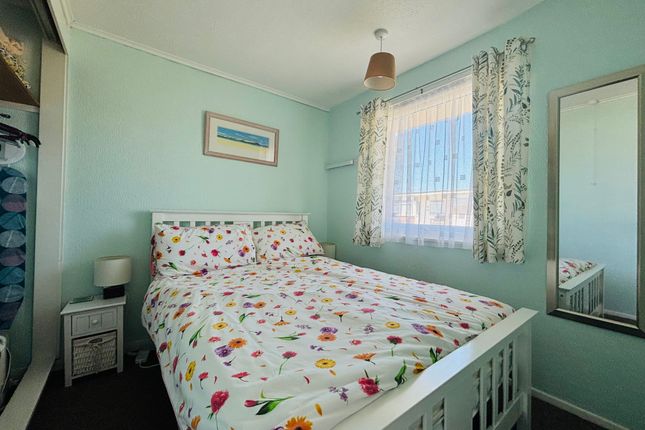 348 California Sands, California Road, Great Yarmouth photo 4